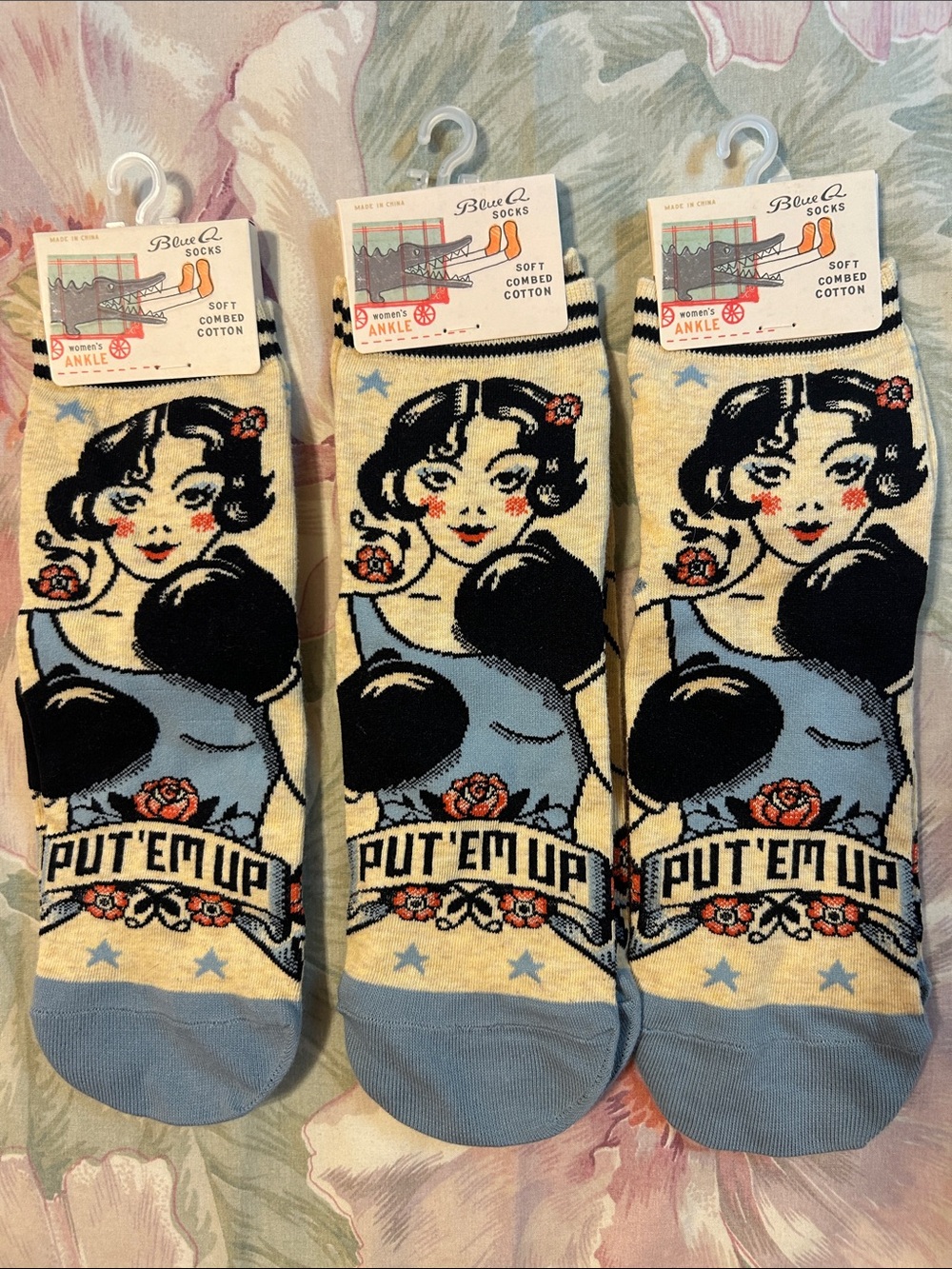 4 Blue Q Women’s Ankle Socks